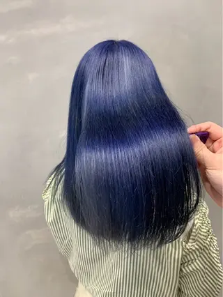 カラー カラーモデル Takahataのヘアスタイル