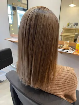 カラー nowhere ノーウェアのヘアスタイル