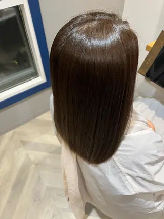 ミディアム カラー まつしま ちひろのヘアスタイル