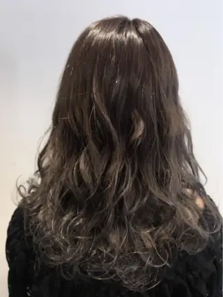 カラー 【mokuオーナー】 ちはるのヘアスタイル