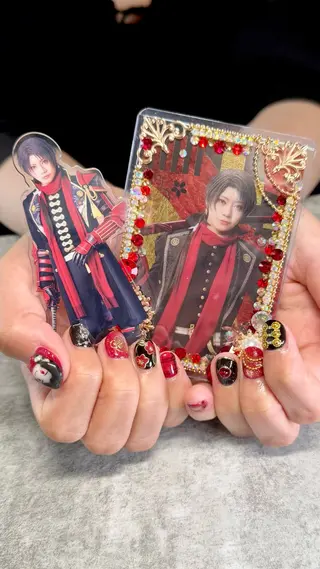 ネイル shino🌟 痛ネイルのネイルデザイン