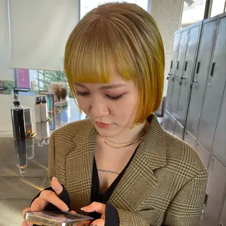 ショート カラー ボブハイトーン🦖 デザインMAMIのヘアスタイル