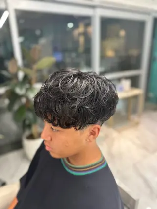 パーマ メンズ LUPI byLee MIUのヘアスタイル