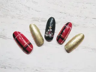 ネイル グラマラス ／アンジェアイのマツエク・マツパデザイン