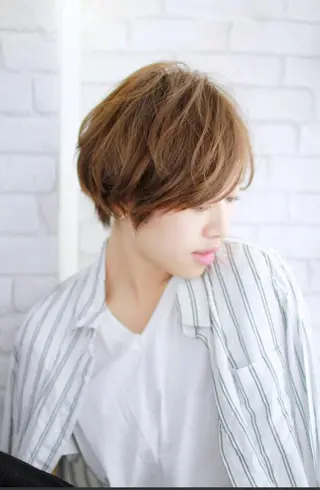 ショート カラー パーマ 山田 博仁のヘアスタイル