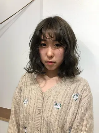 ミディアム カラー 🦋美髪／エクステ 🦋アベイクミのヘアスタイル