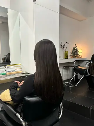 ロング カラー 【ヤマザキアヤメ】 艶カラー/縮毛矯正のヘアスタイル