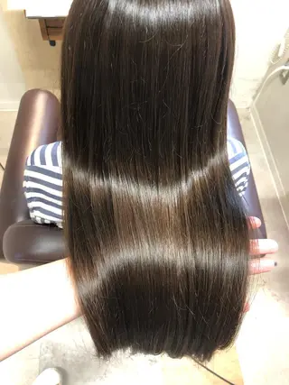 ミディアム カラー tuuli トゥーリのヘアスタイル