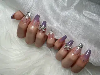 ネイル &ME ネイルサロンのネイルデザイン