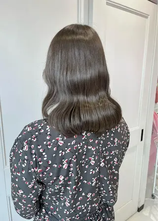 セミロング allum SAKURAのヘアスタイル