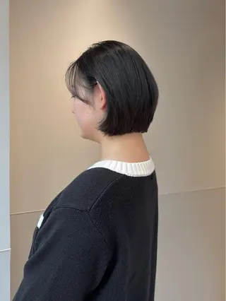 ショート カラー パーマ ヘアアレンジ メンズ 切りっぱなしヘアボブ ミディアムヘアRYOのヘアスタイル