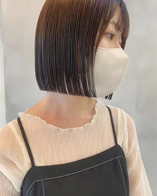 ショート カラー センターパート/ 暖色カラーayuのヘアスタイル