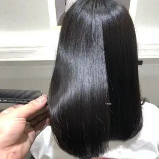 ロング ムトウセイマ/ 縮毛矯正/ブリーチのヘアスタイル