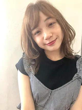 セミロング カラー nishido ハイライト/パーマのヘアスタイル