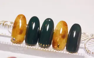 ネイル Elio所属・Elio 国泰寺のネイルデザイン