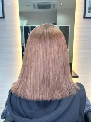 ミディアム 🌈カラー特化 ハイトーンけいと🌈のヘアスタイル