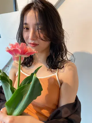 セミロング カラー 安藤 結花のヘアスタイル