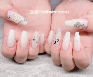 ネイル R inのネイルデザイン