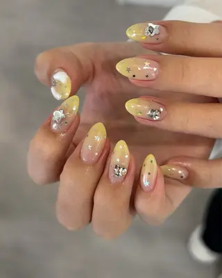 ネイル CHITOSE 結衣のネイルデザイン