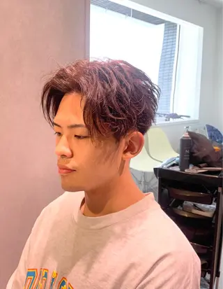 カラー メンズ 濱口 健慎のヘアスタイル