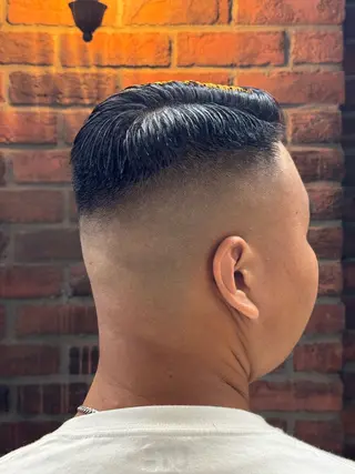 ショート パーマ 吉田 一希のヘアスタイル