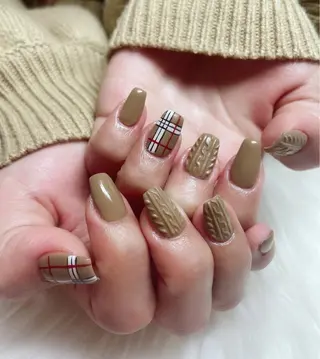 ネイル ＆ME アンドミーのネイルデザイン