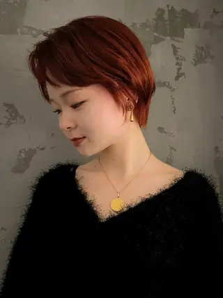 ショート カラー 田中 里奈のヘアスタイル