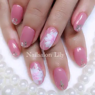 ネイル Lily*nail 🌻Mii🌻のネイルデザイン