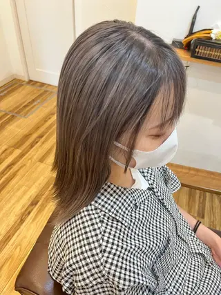 セミロング カラー 🐰ハイトーンカラー 畠山 渡🐰のヘアスタイル