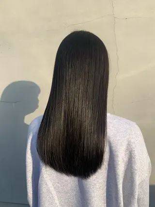 ロング 山本  弦生のヘアスタイル