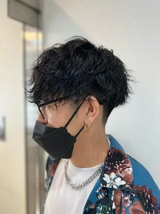 ショート パーマ メンズ ハッシュ・ウルフ🐺 小顔レイヤー松山直史のヘアスタイル