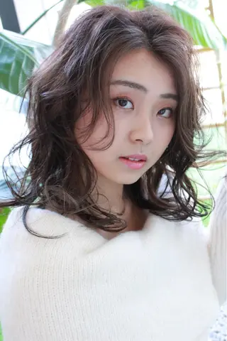 セミロング カラー 韓国風レイヤーカット 🇰🇷❕モカのヘアスタイル