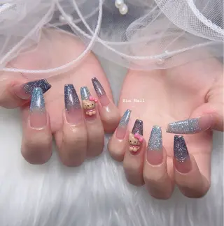 ネイル Hin Nailsのネイルデザイン