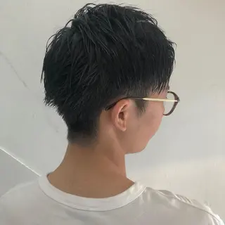 ショート カラー メンズ CLUTCH天王寺 西藤遥河のヘアスタイル