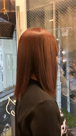 ミディアム カラー 青木 真生のヘアスタイル