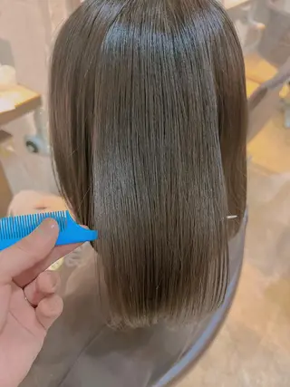 セミロング カラー 髪質改善TR特化 副店長 坂田一樹】のヘアスタイル
