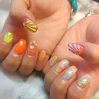 ネイル ジェヌインネイル 河内のネイルデザイン