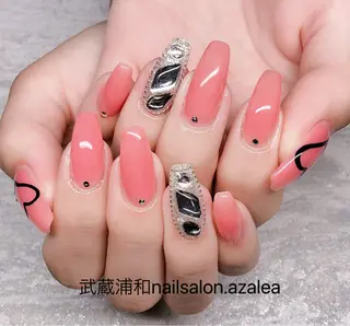 ネイル R inのネイルデザイン