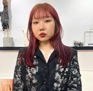 ロング Hana/ハイトーン /レイヤーカットのヘアスタイル