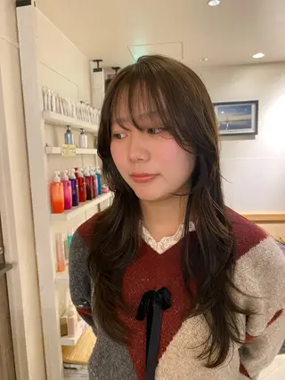 ロング カラー ナチュラルヘア🫧 ナナミのヘアスタイル