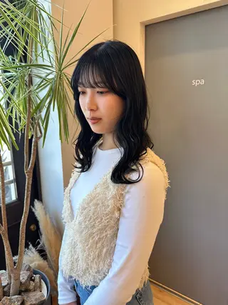 セミロング 中西 未有のヘアスタイル