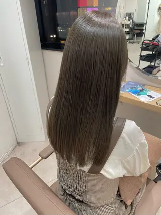 カラー 🤍RIRIKA /暖色カラー🧡のヘアスタイル