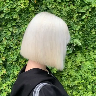 ミディアム カラー れい🫧 ハイトーン特化のヘアスタイル