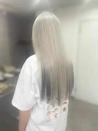 ロング カラー ハイトーンエクステ 🎩カズキ🎩のヘアスタイル