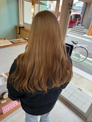 ロング カラー ❣️ハイトーン❣️ BLUE&Co.のヘアスタイル