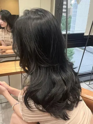 ロング カラー ili 梅田のヘアスタイル