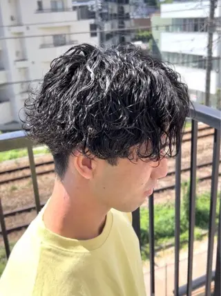 メンズ 【パーマ特化美容師】 🔥Yoshiyaのヘアスタイル
