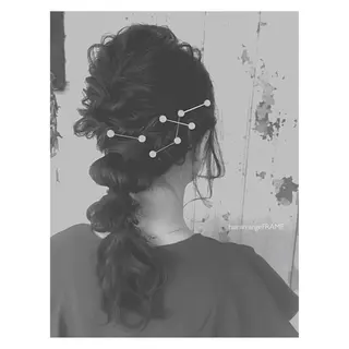 セミロング ロング ヘアアレンジ エイジングケア/大人 デザイン/FRAMEのヘアスタイル