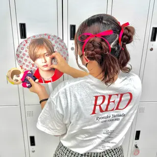 ロング ヘアアレンジ ヘアメ🎀推しカラー 🥣横浜/しほ🧸のヘアスタイル