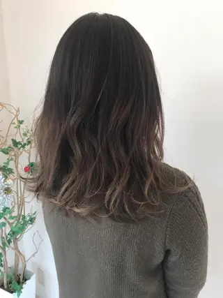 ミディアム カラー 湯浅 了一のヘアスタイル